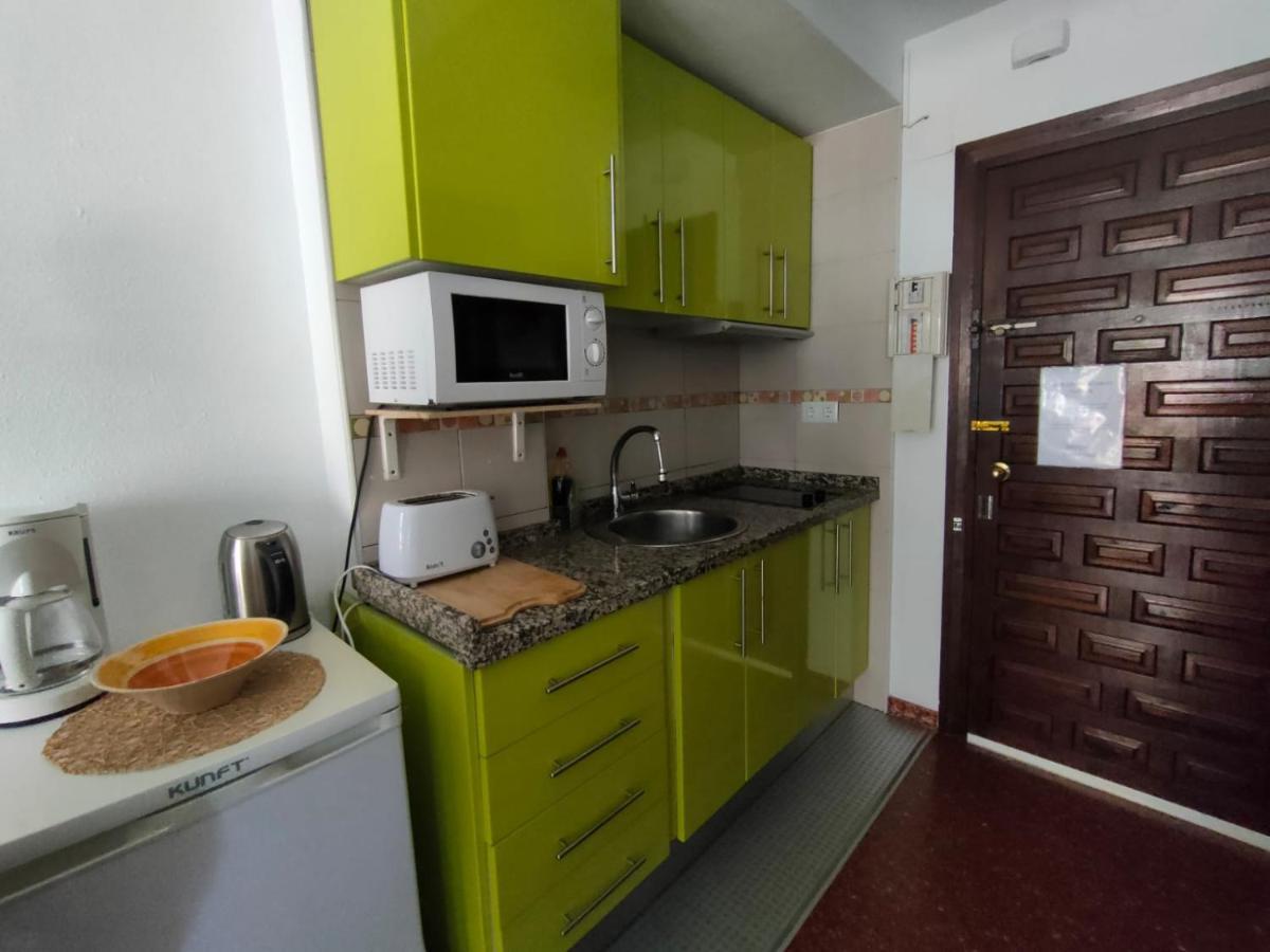 Flat2 Studio 150M From The Beach With Pool ตอร์เรเดลมาร์ ภายนอก รูปภาพ