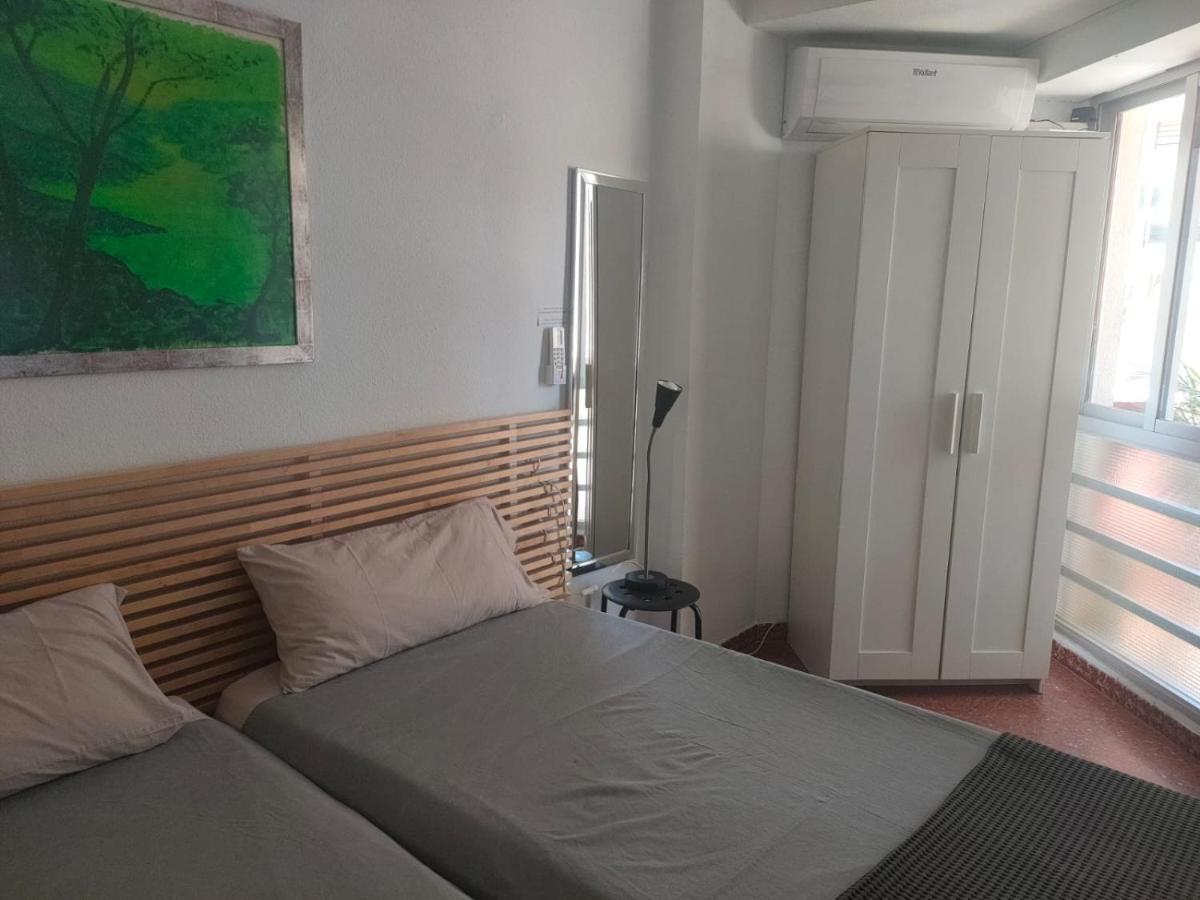 Flat2 Studio 150M From The Beach With Pool ตอร์เรเดลมาร์ ภายนอก รูปภาพ