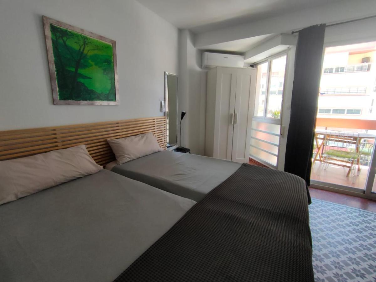 Flat2 Studio 150M From The Beach With Pool ตอร์เรเดลมาร์ ภายนอก รูปภาพ